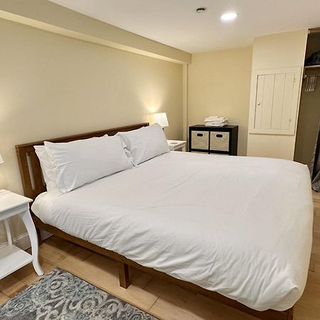 2Br Apt W/ 3 Min Walk To Downtown Swh - Low Tide Саутуэст-Харбор Экстерьер фото