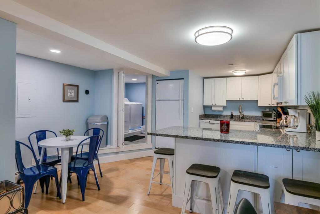2Br Apt W/ 3 Min Walk To Downtown Swh - Low Tide Саутуэст-Харбор Экстерьер фото