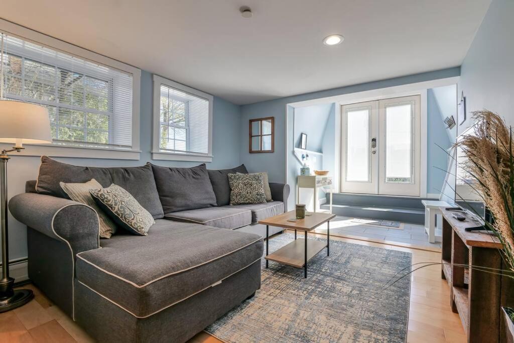 2Br Apt W/ 3 Min Walk To Downtown Swh - Low Tide Саутуэст-Харбор Экстерьер фото