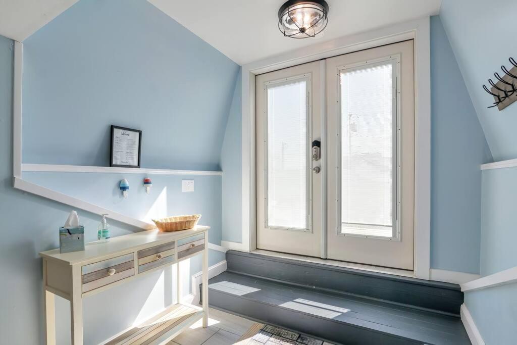 2Br Apt W/ 3 Min Walk To Downtown Swh - Low Tide Саутуэст-Харбор Экстерьер фото
